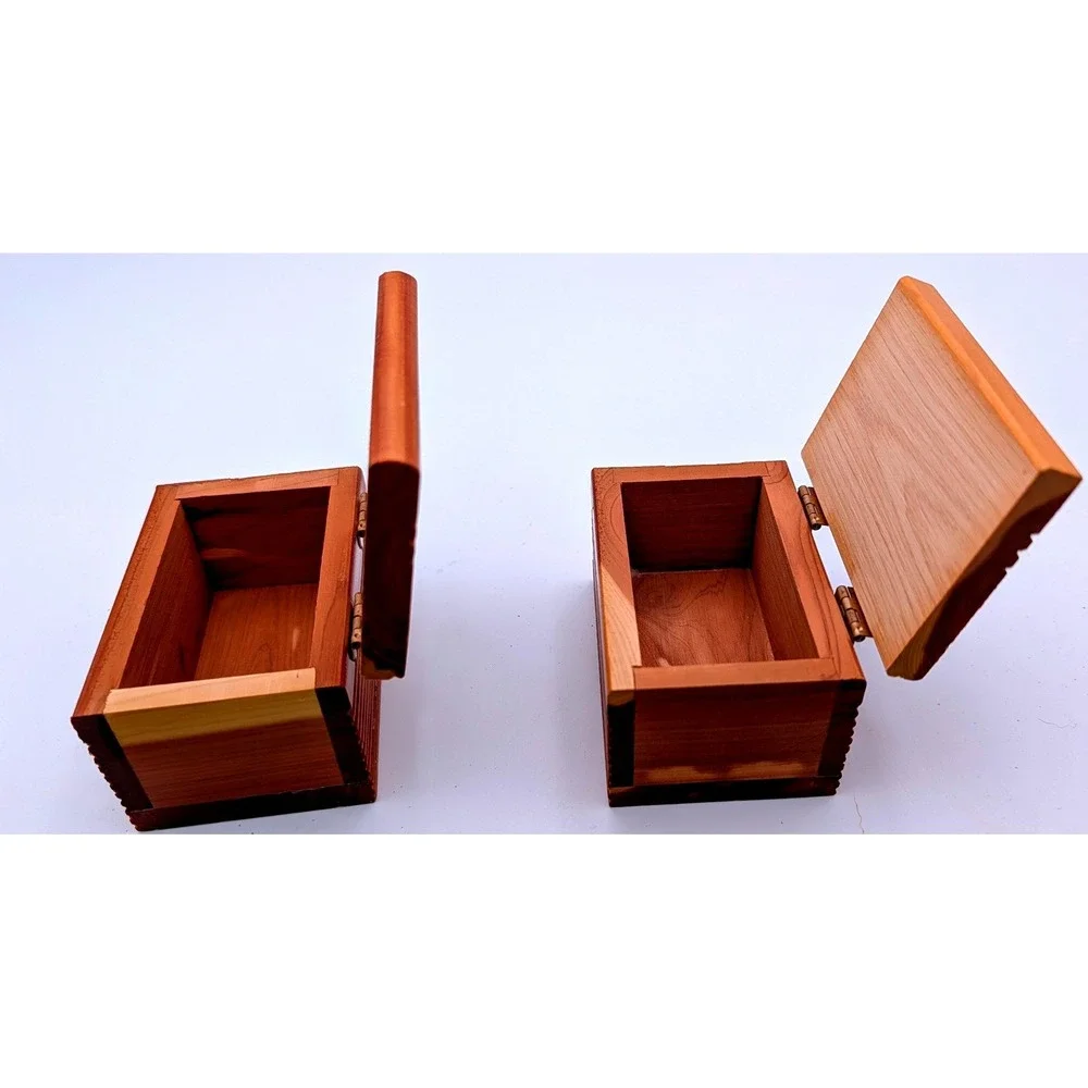 Vintage Cedar Wood Trinket Boxes Pair Ribbed Aromatic Keepsake Jewelry Chests